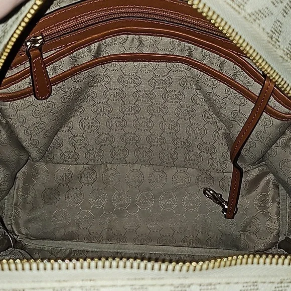 Michael KorsWomen's White Michael Signature Large Backpack - Picture 9 of 14